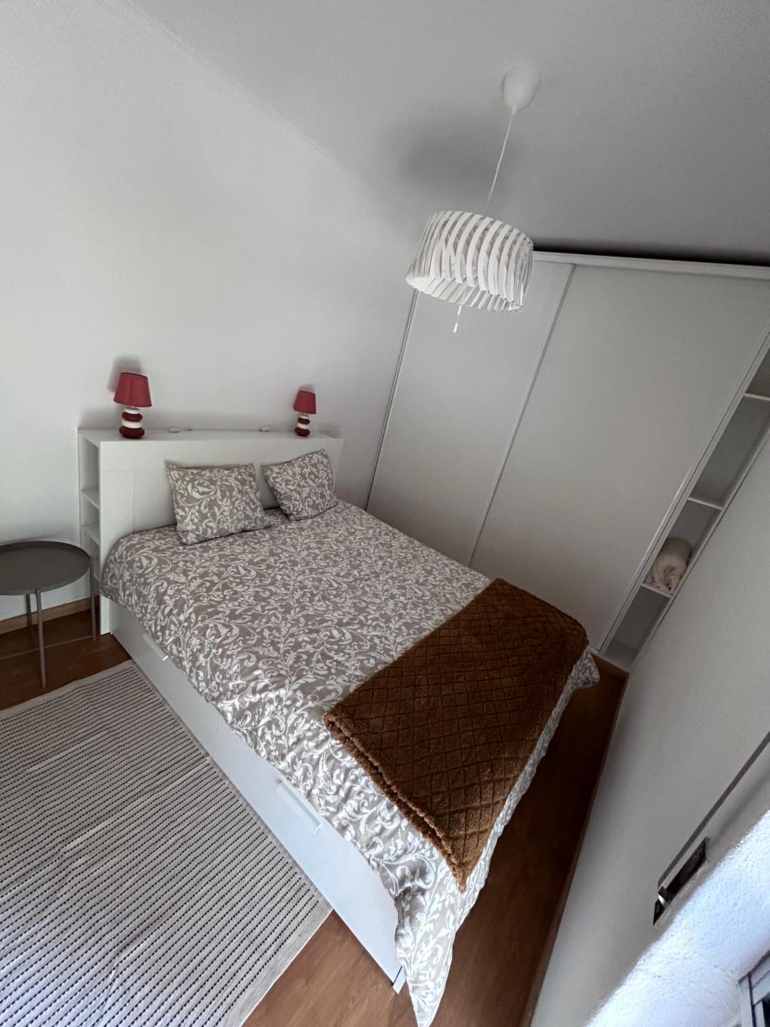 Apartamento Acolhedor Em ケルース エクステリア 写真